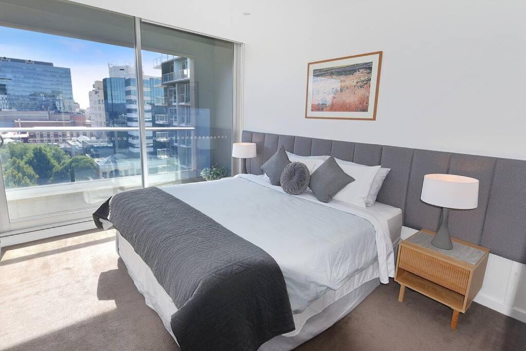 Luxury Overlooking Hindmarsh Sq With Pool & Gym Adelaide Exterior photo